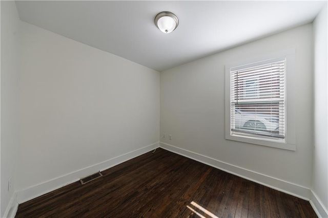 130 Burbank SW Drive, Atlanta, GA 30314