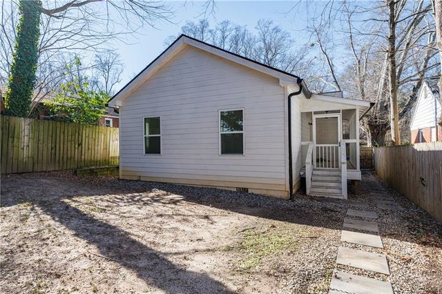 130 Burbank SW Drive, Atlanta, GA 30314