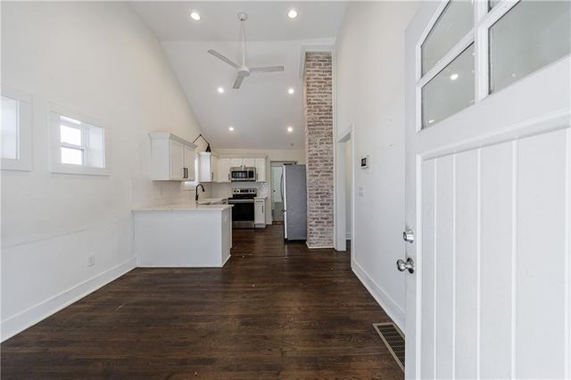 130 Burbank SW Drive, Atlanta, GA 30314