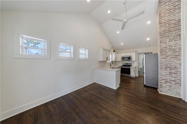 130 Burbank SW Drive, Atlanta, GA 30314