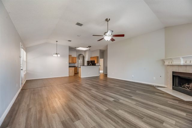 8806 Oakwood Lane, Frisco, TX 75035