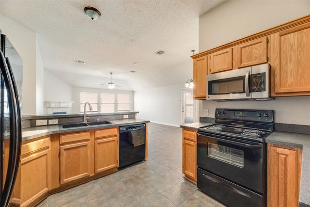 8806 Oakwood Lane, Frisco, TX 75035