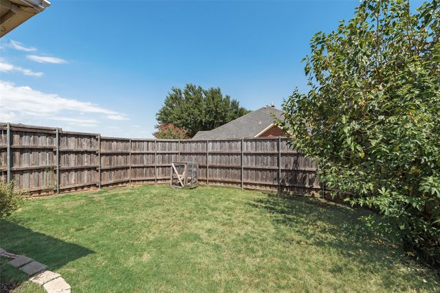 8806 Oakwood Lane, Frisco, TX 75035