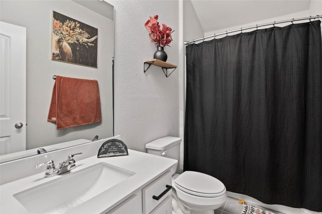 5404 Everly Court, Denton, TX 76207