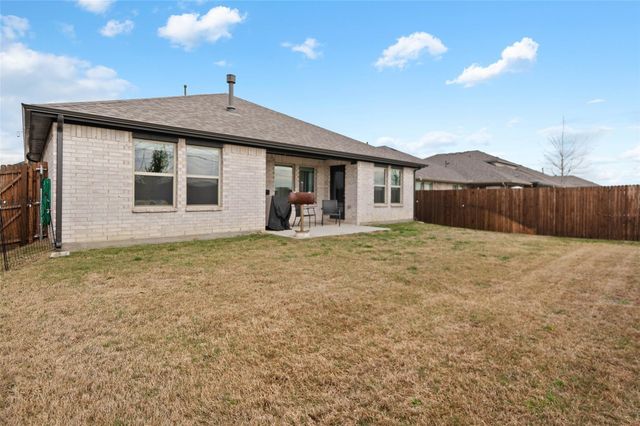 5404 Everly Court, Denton, TX 76207