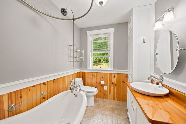 37 Highland Street, Meredith, NH 03253