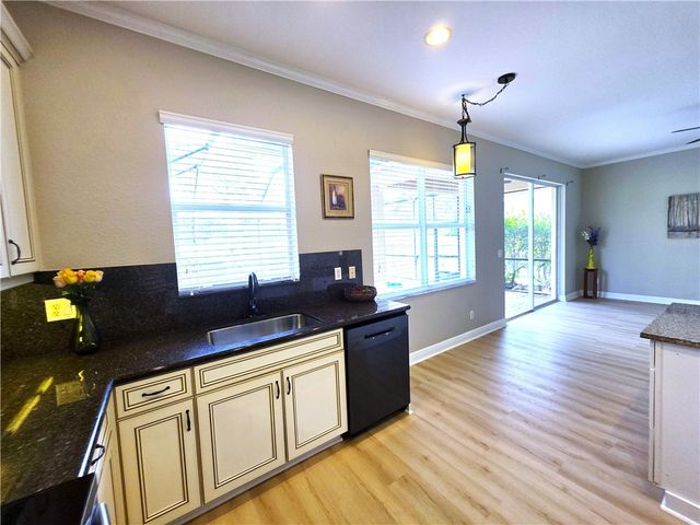 1939 Grey Falcon Circle SW, Vero Beach, FL 32962