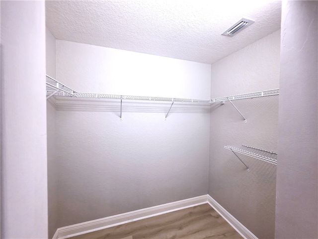 1939 Grey Falcon Circle SW, Vero Beach, FL 32962