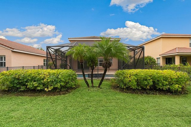 1939 Grey Falcon Circle SW, Vero Beach, FL 32962
