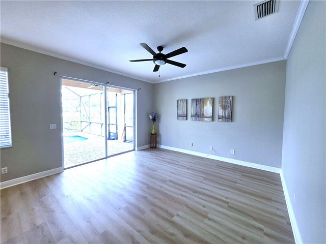 1939 Grey Falcon Circle SW, Vero Beach, FL 32962