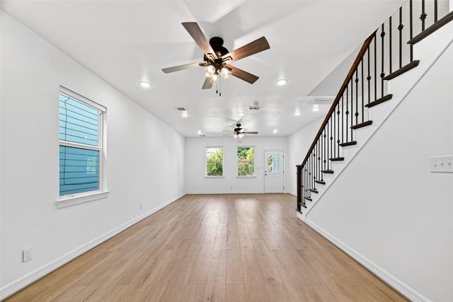 716 Zoe Street, Houston, TX 77020