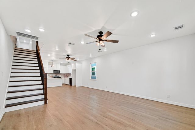 716 Zoe Street, Houston, TX 77020