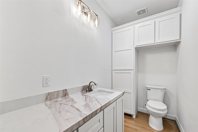 716 Zoe Street, Houston, TX 77020