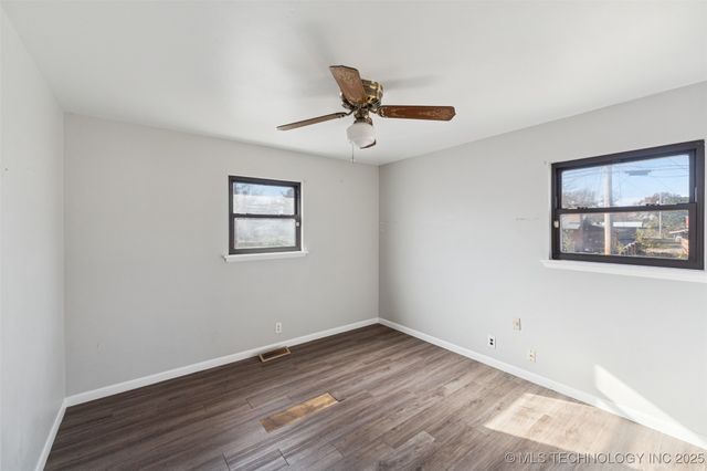 520 S 104th East Avenue, Tulsa, OK 74128