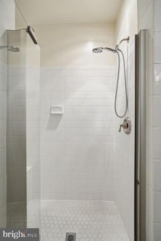 5113 KNAPP PL, Alexandria, VA 22304