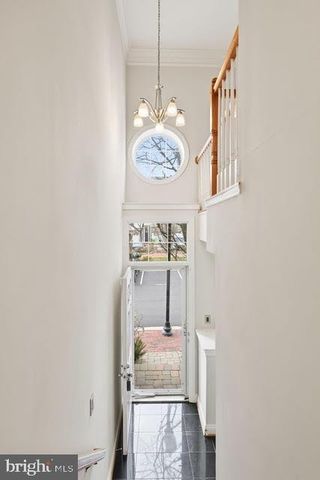 5113 KNAPP PL, Alexandria, VA 22304