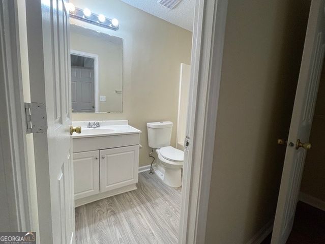 30 Lakebirch Drive, Covington, GA 30016