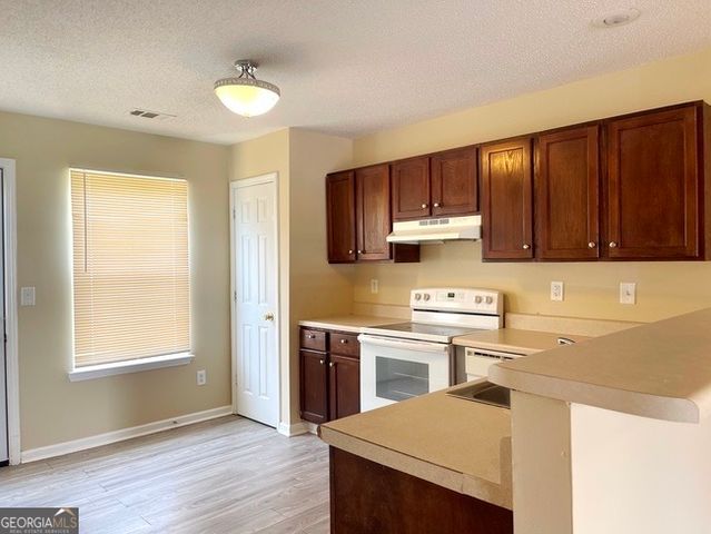 30 Lakebirch Drive, Covington, GA 30016