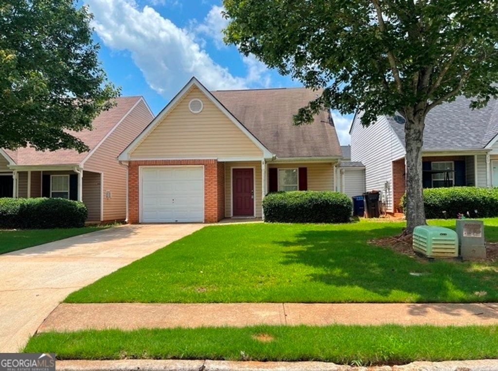 30 Lakebirch Drive, Covington, GA 30016