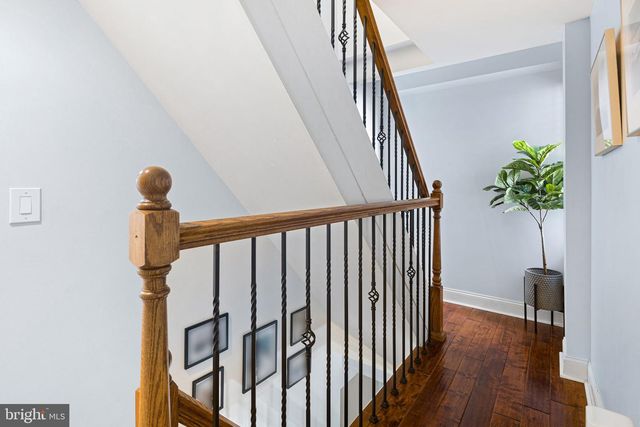 806 S 8TH, Philadelphia, PA 19147
