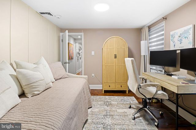 806 S 8TH, Philadelphia, PA 19147