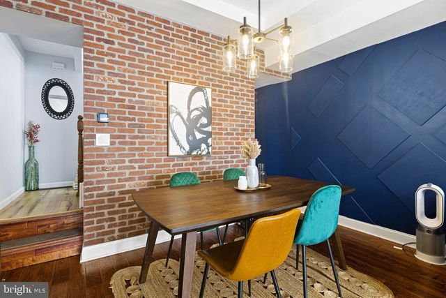 806 S 8TH, Philadelphia, PA 19147