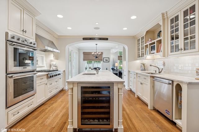 1215 16th Street, Wilmette, IL 60091