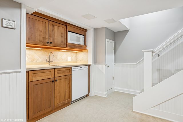 1215 16th Street, Wilmette, IL 60091