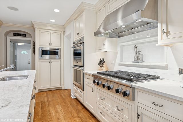 1215 16th Street, Wilmette, IL 60091