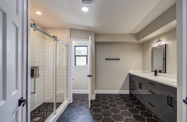 15619 Winding Moss Drive, Houston, TX 77068