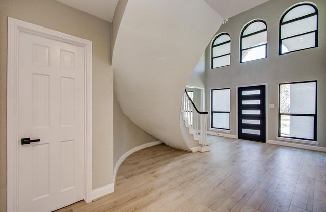 15619 Winding Moss Drive, Houston, TX 77068