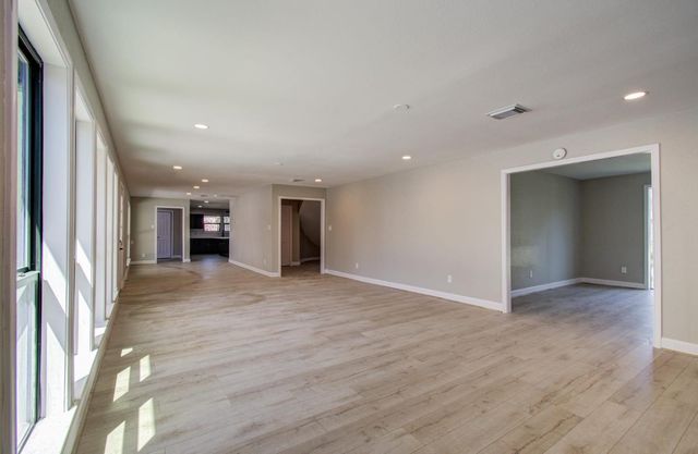 15619 Winding Moss Drive, Houston, TX 77068