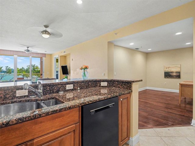 611 RIVIERA DUNES WAY 102, Palmetto, FL 34221
