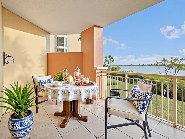 611 RIVIERA DUNES WAY 102, Palmetto, FL 34221