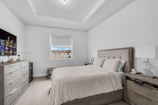 12586 NW 22nd Pl, Miami, FL 33167