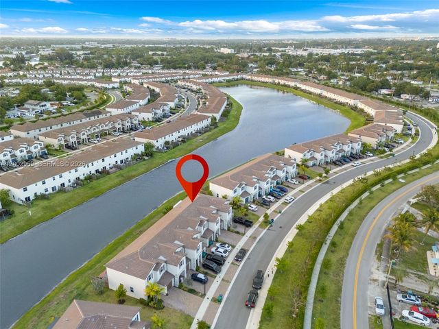 12586 NW 22nd Pl, Miami, FL 33167