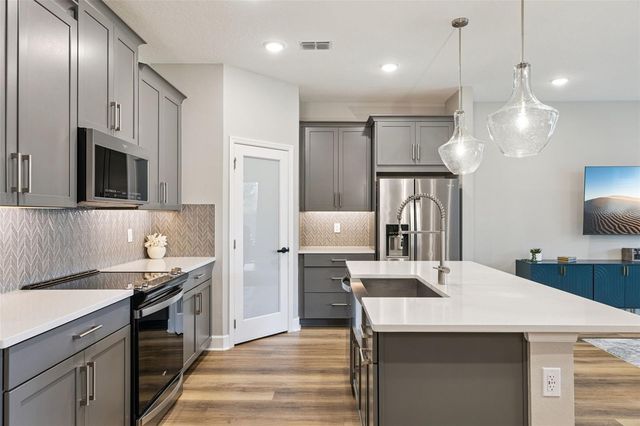 3033 AMBERSWEET PLACE, Clermont, FL 34711