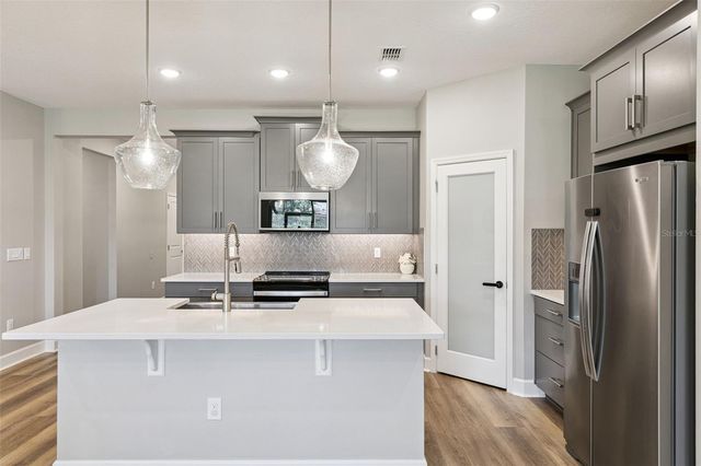 3033 AMBERSWEET PLACE, Clermont, FL 34711