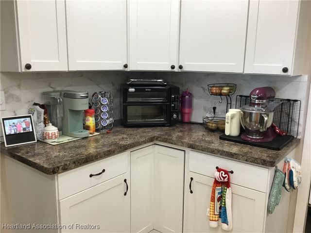 400 Lake Clay Drive S, Lake Placid, FL 33852