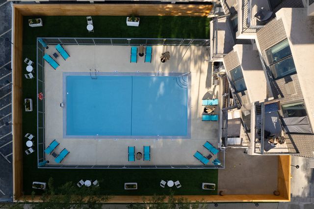 6166 N Sheridan Road 12E, Chicago, IL 60660