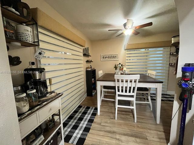 930 SW 109th Ave ., Pembroke Pines, FL 33025