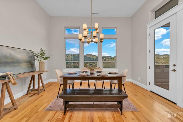 2272 W Winter Camp Dr., Boise, ID 83703