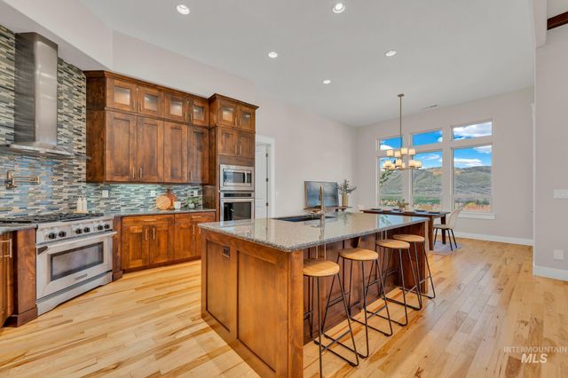 2272 W Winter Camp Dr., Boise, ID 83703