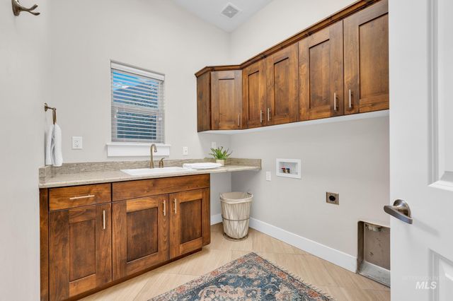 2272 W Winter Camp Dr., Boise, ID 83703