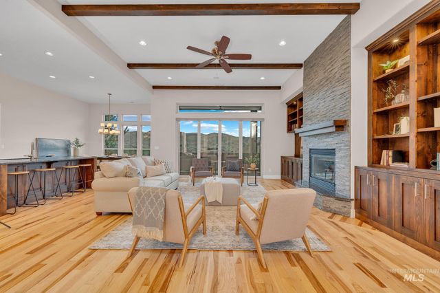 2272 W Winter Camp Dr., Boise, ID 83703