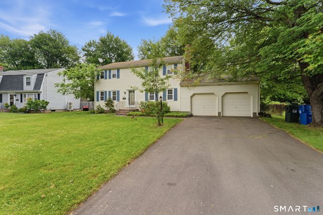 34 Carriage Hill Drive, Newington, CT 06111
