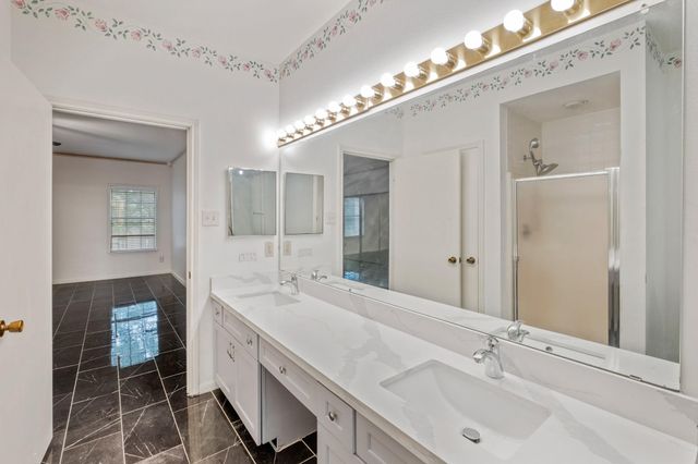 3124 Holly Hall Street 3124, Houston, TX 77054