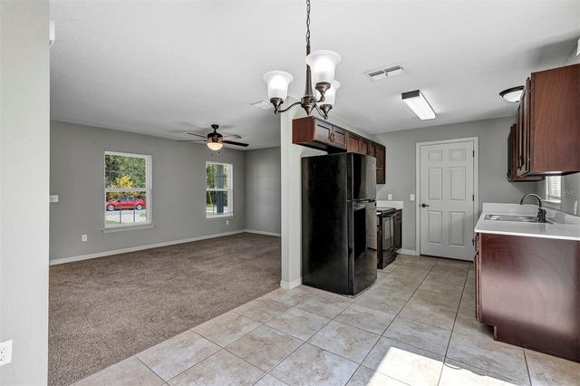 7 LOCUST LOOP CIRCLE, Ocala, FL 34472