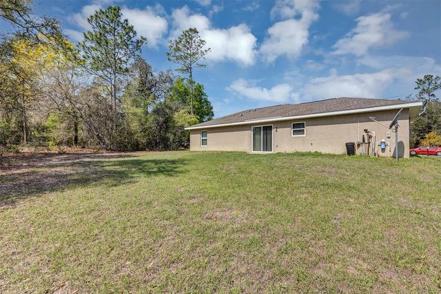 7 LOCUST LOOP CIRCLE, Ocala, FL 34472
