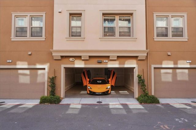 1065 Darwin Terrace 3, Sunnyvale, CA 94085